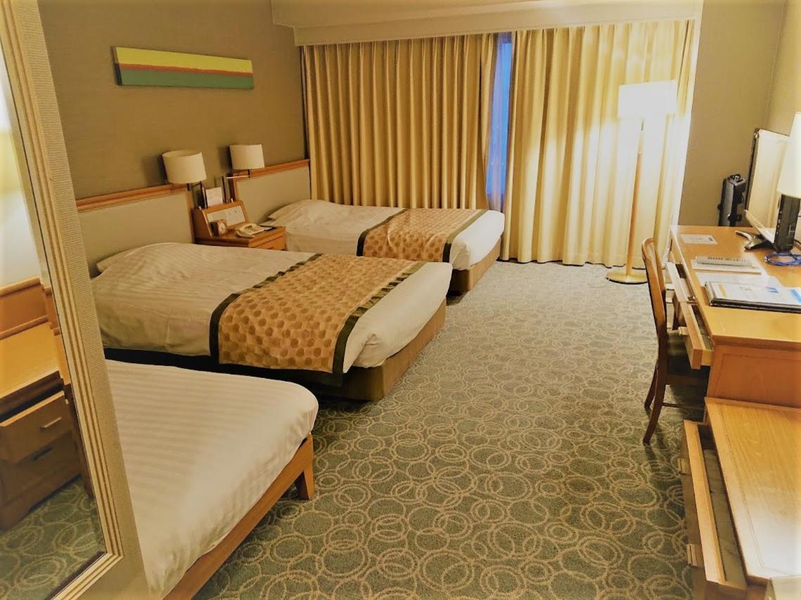 Jr Hotel Clement Tokushima Exterior photo