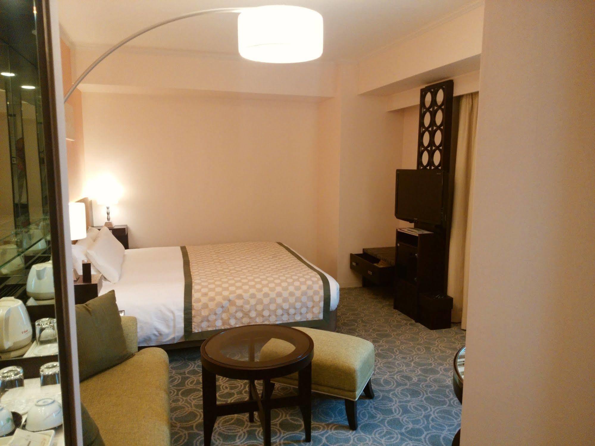 Jr Hotel Clement Tokushima Exterior photo