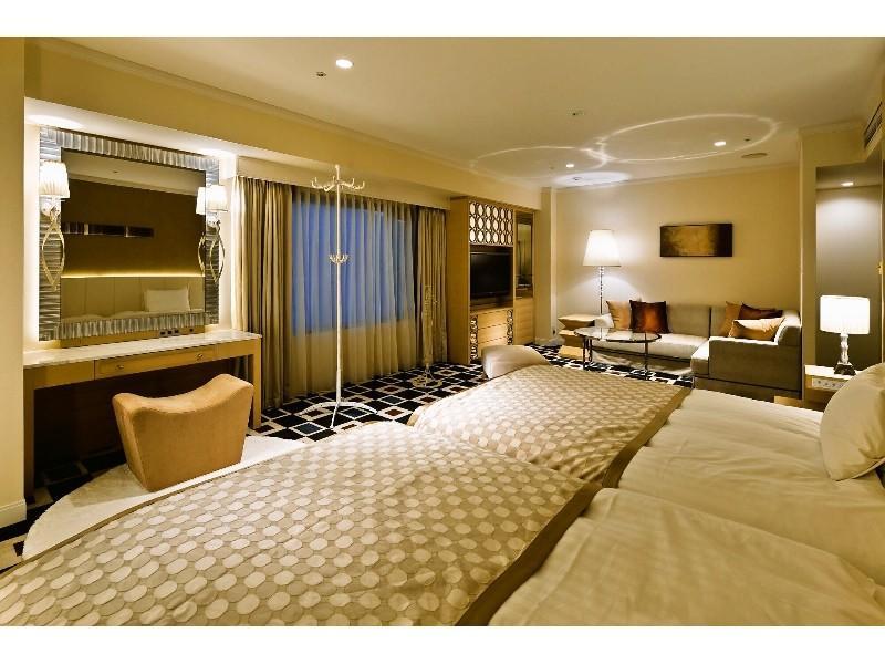 Jr Hotel Clement Tokushima Exterior photo